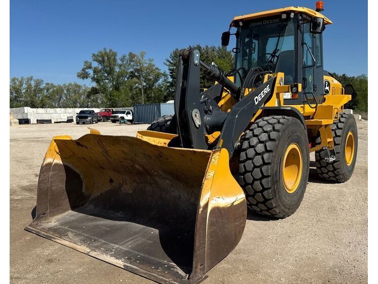 2023 John Deere 524P inspected unit