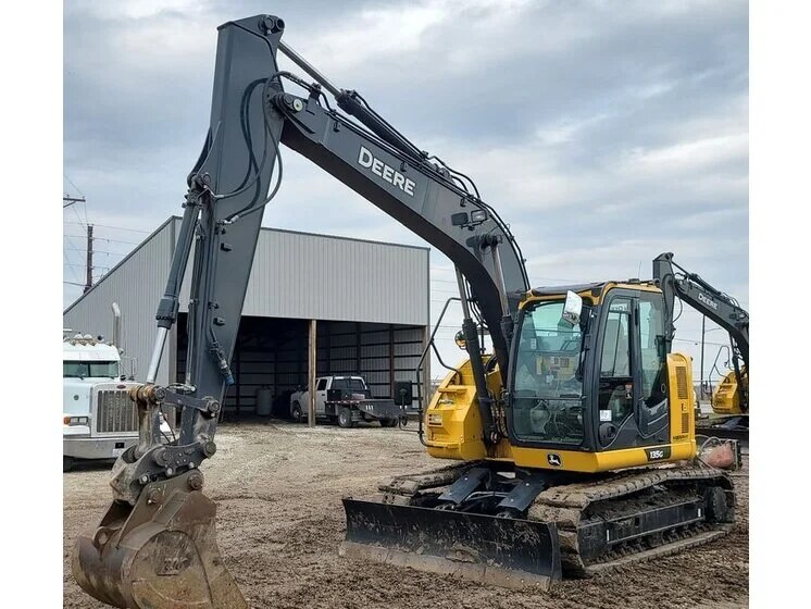 2022 John Deere 135G inspected unit