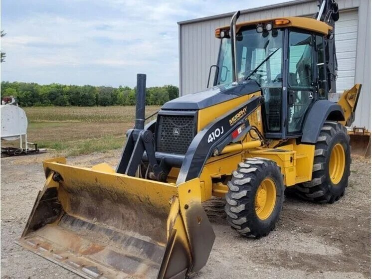 2011 John Deere 410J inspected unit