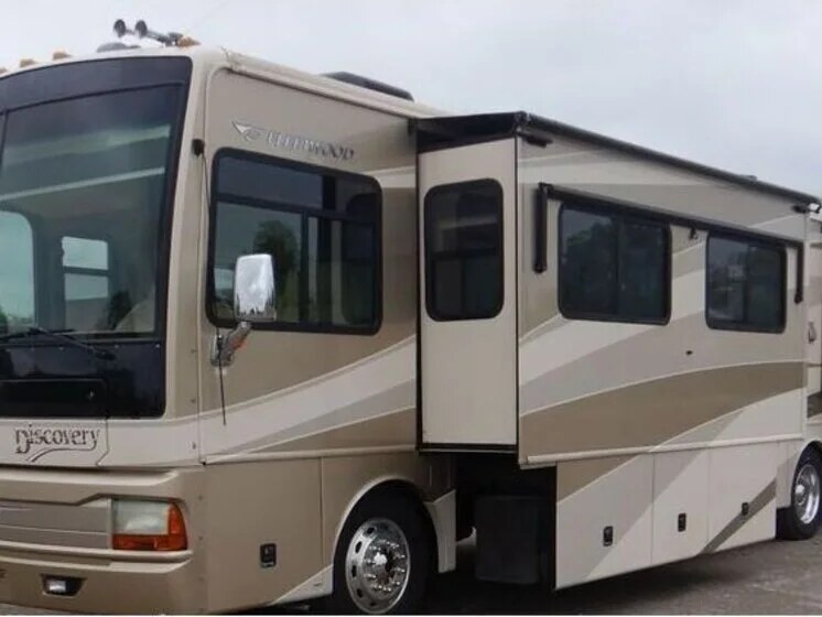 2005 Fleetwood Discovery inspected unit