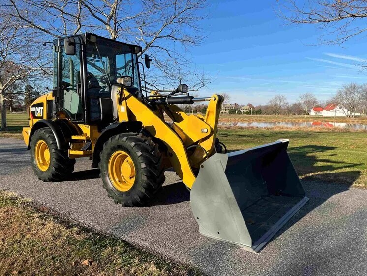2017 Caterpillar 908M Compact Wheel Loader inspected unit