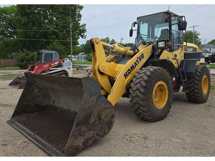 2015 Komatsu WA320-7 inspected unit