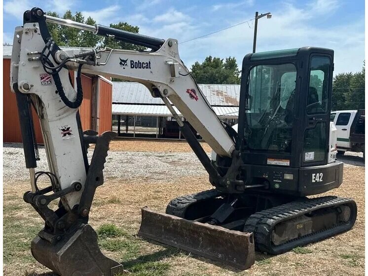 2016 Bobcat E42 inspected unit