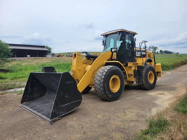 2019 Caterpillar 962M inspected unit