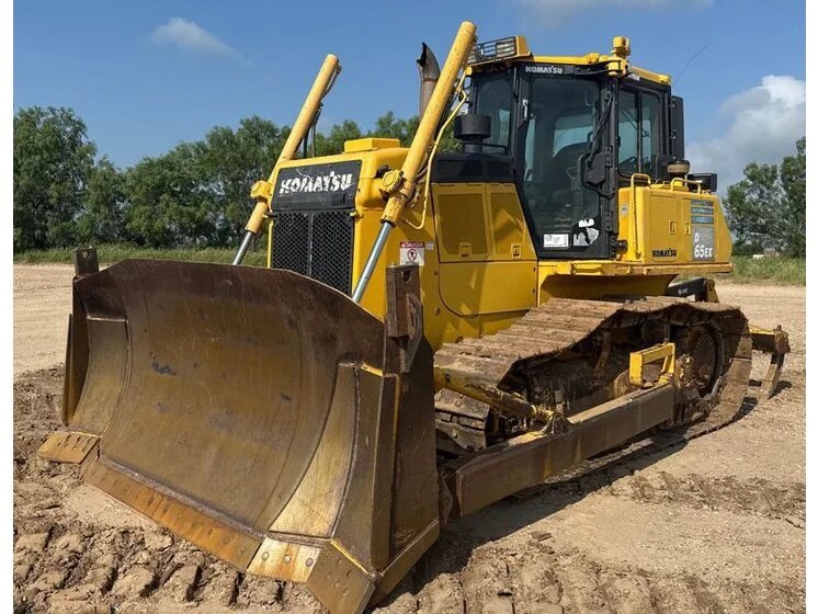 2019 Komatsu D65EX-18 inspected unit