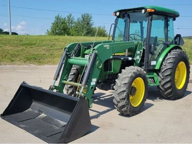 2003 John Deere 5520 inspected unit